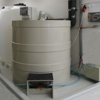 2000 ltr. mixing tank with 2 storage tanks